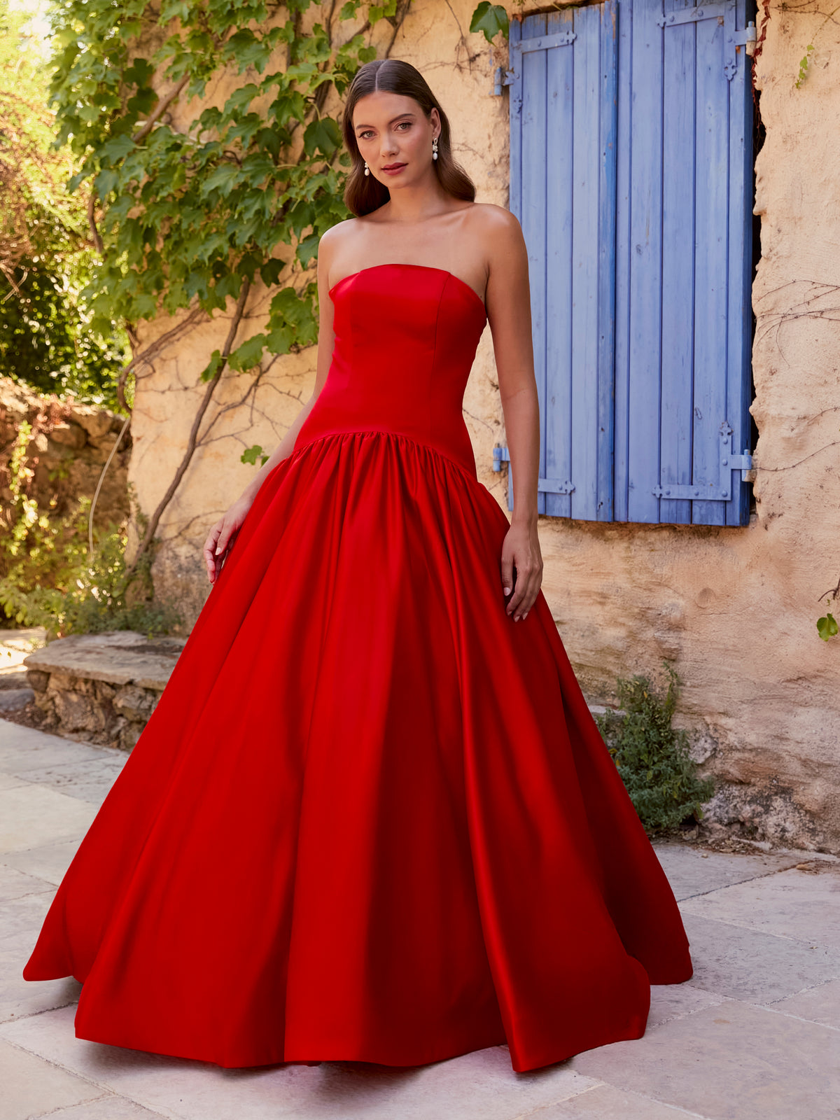 CLARA - LIPSTICK RED