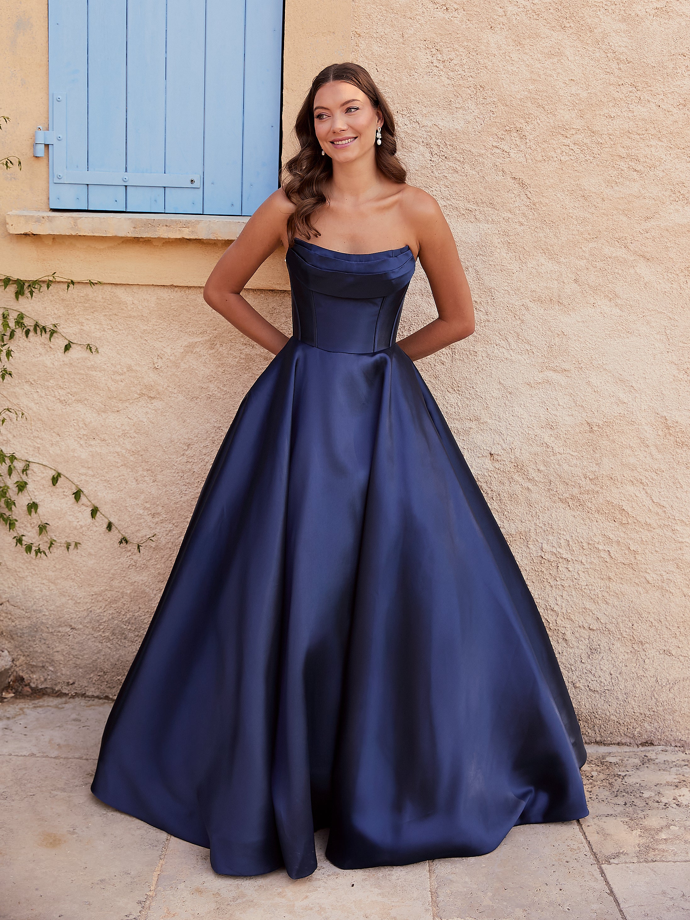 Brandi - Navy Strapless Prom Dress