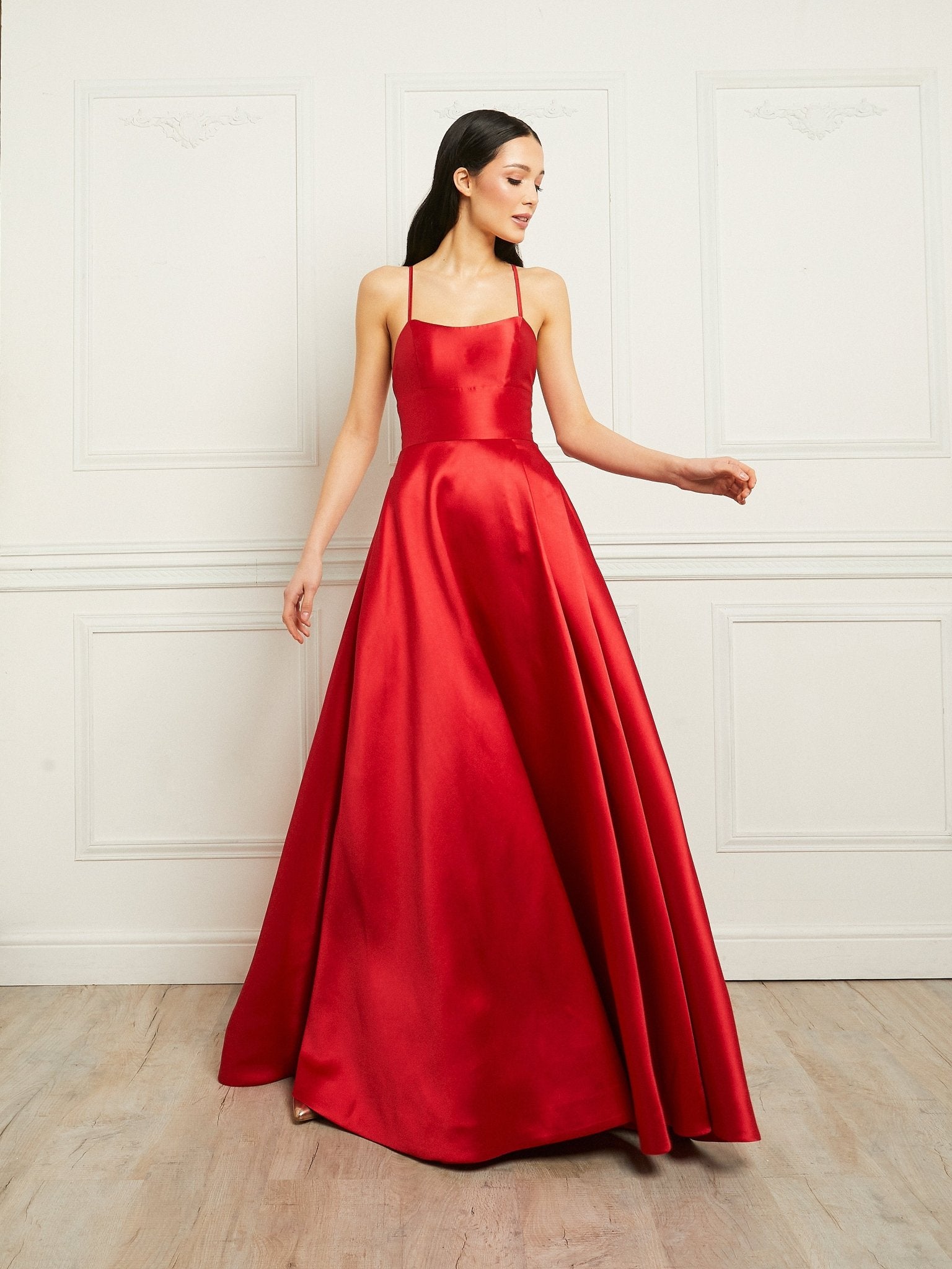 Rebecca - Red