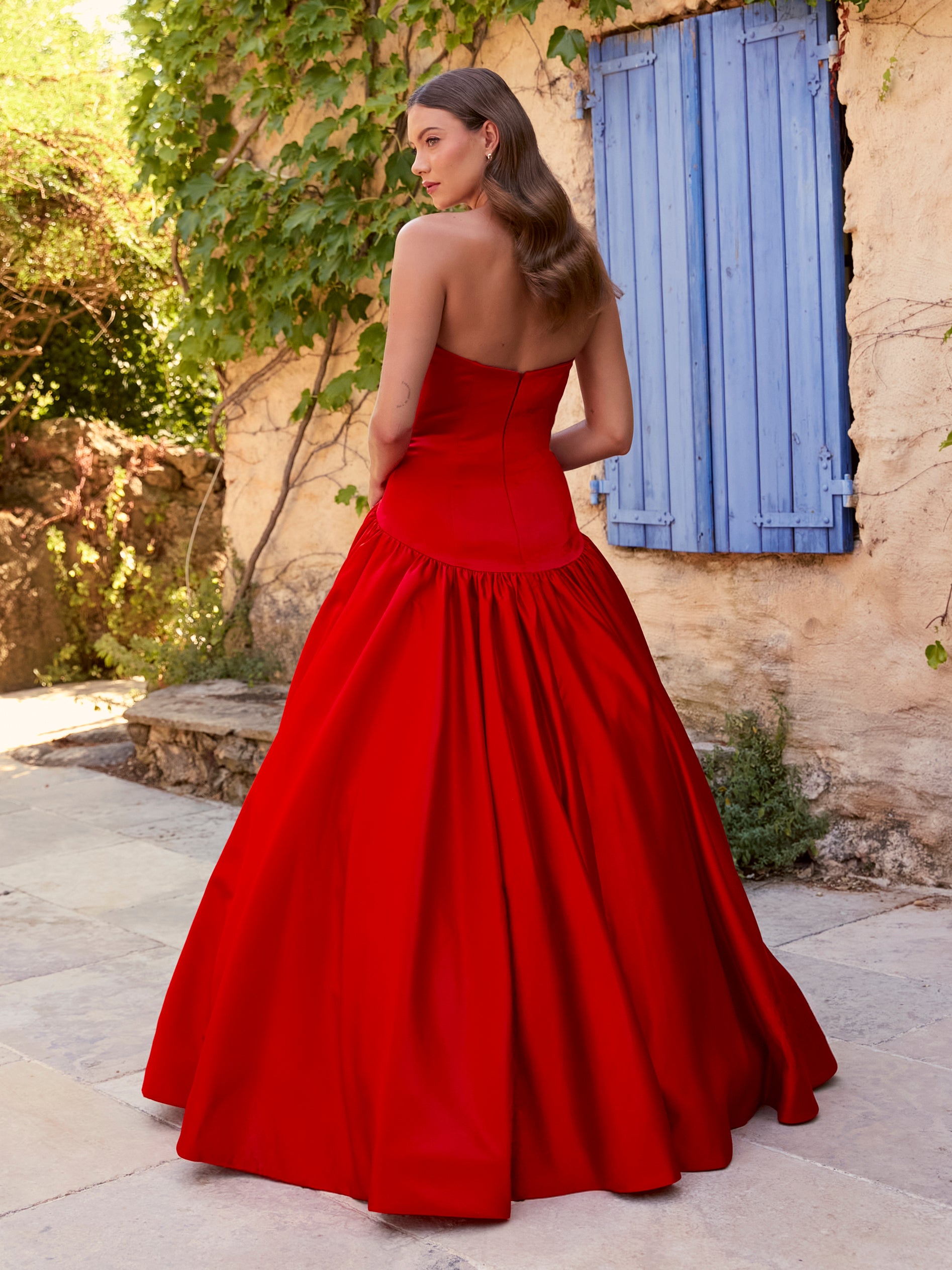 CLARA - LIPSTICK RED