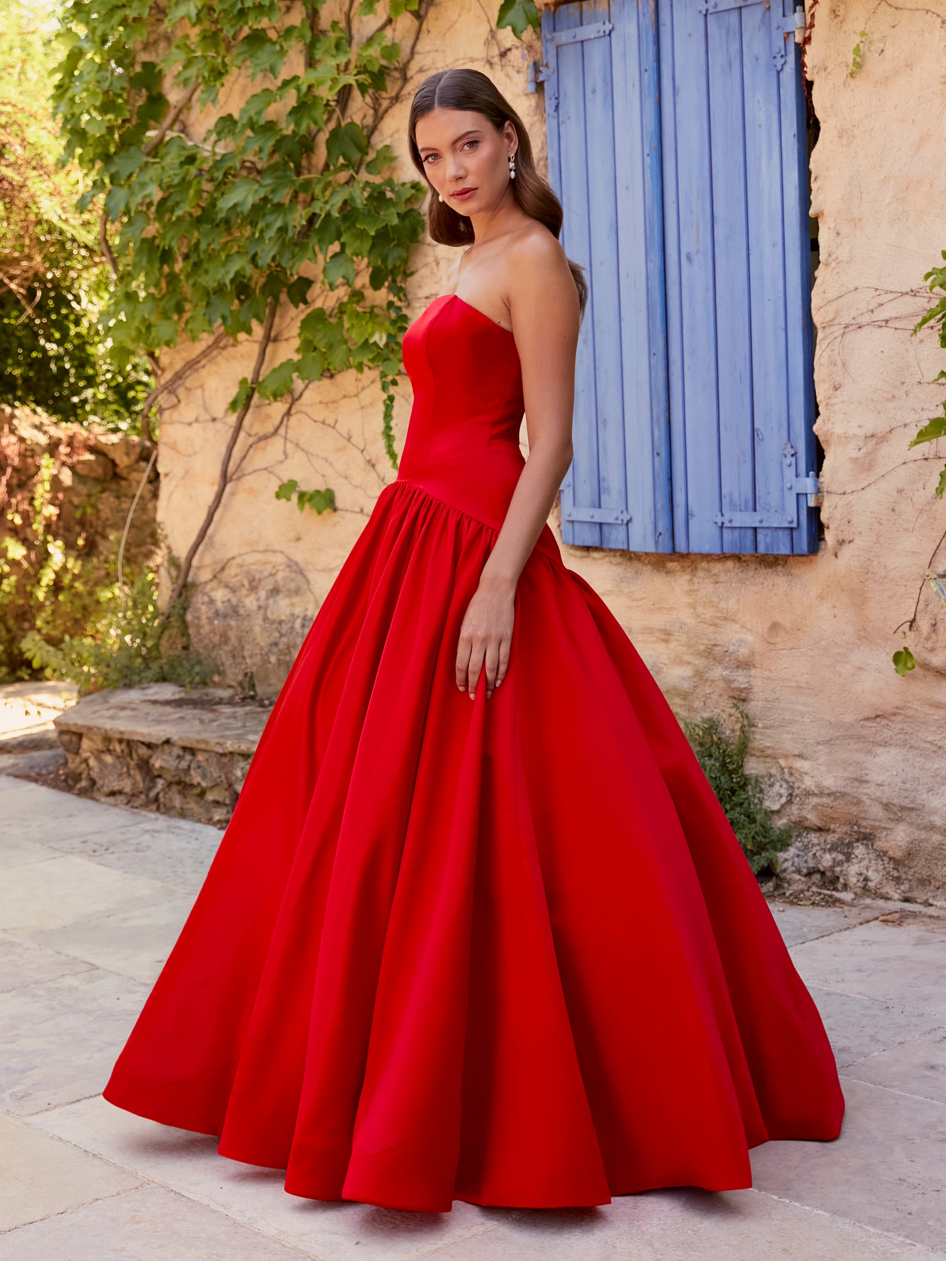CLARA - LIPSTICK RED