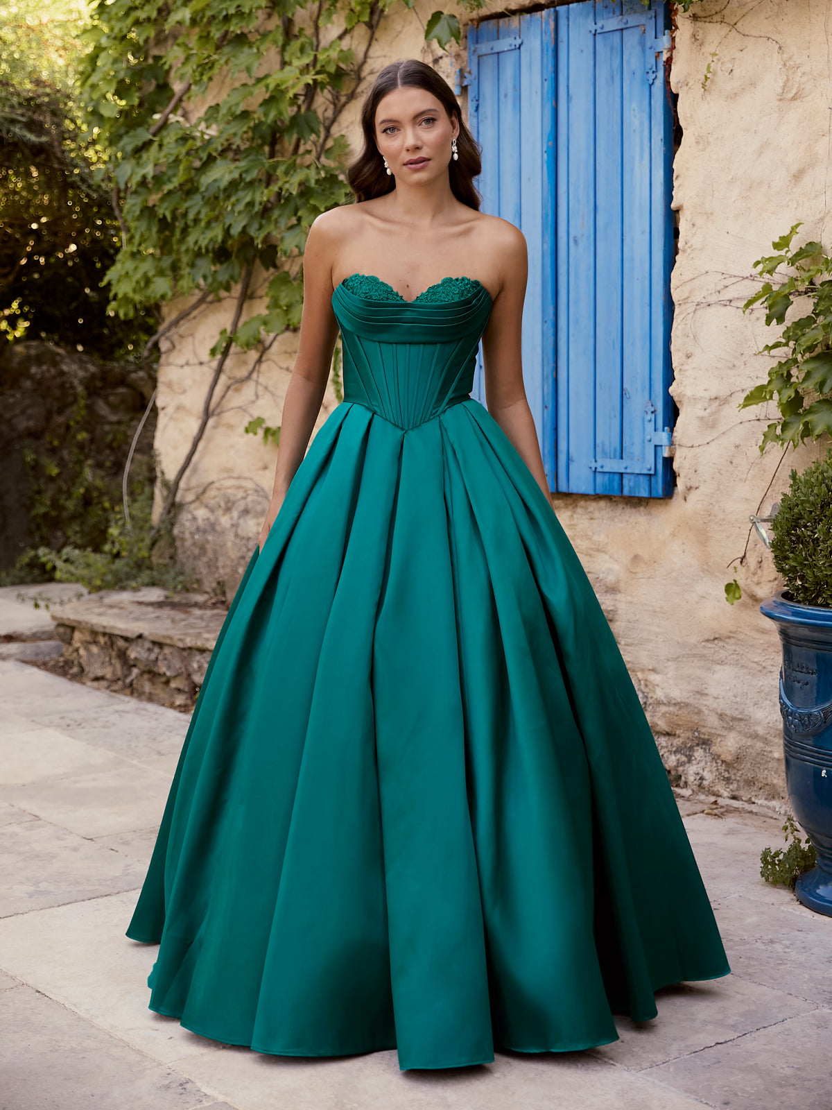 DAPHNE - EMERALD