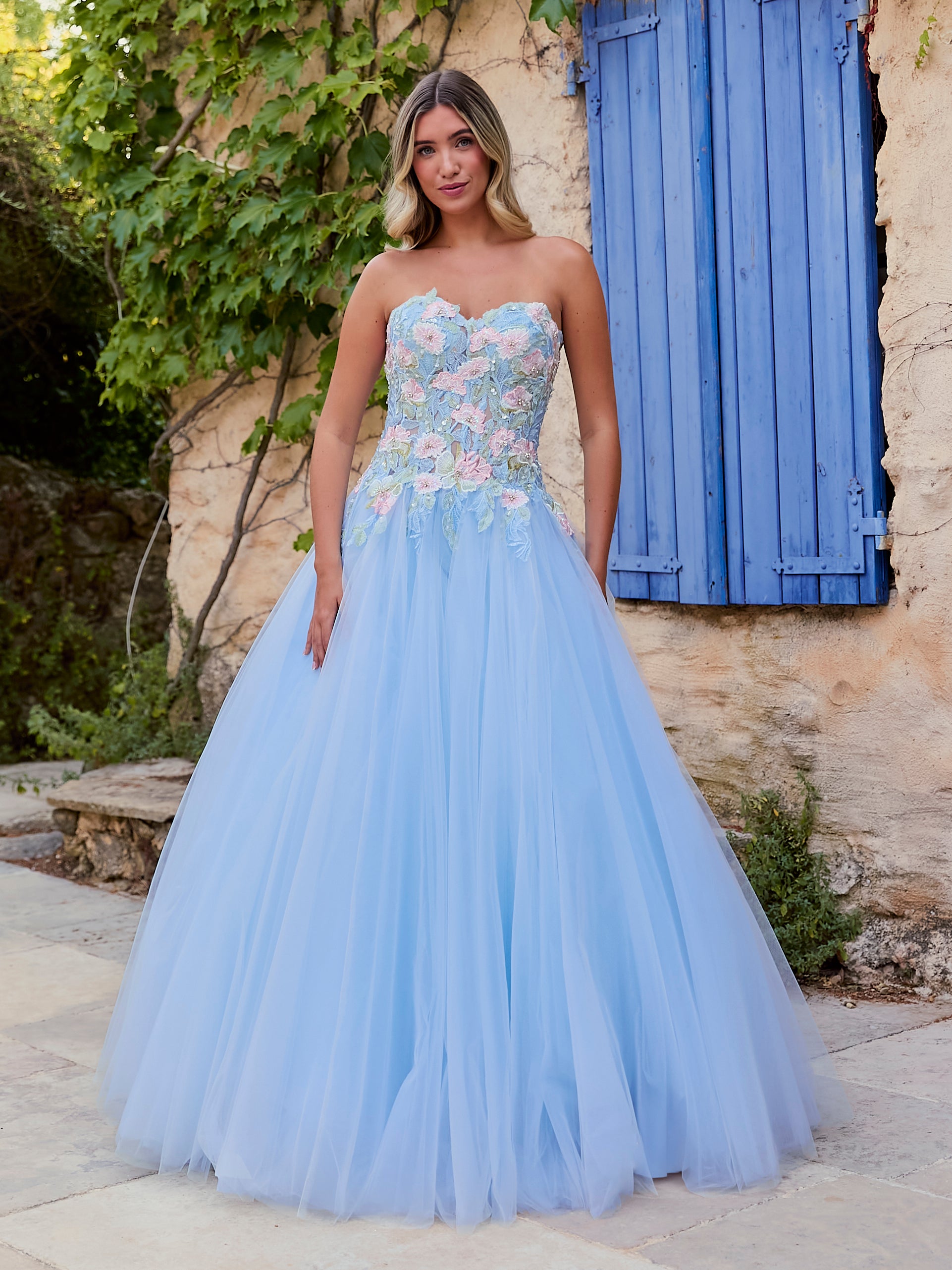 YASMIN - LIGHT BLUE