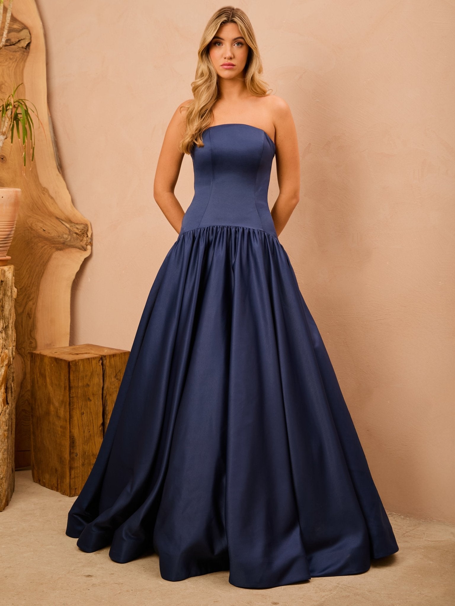 CLARA NAVY