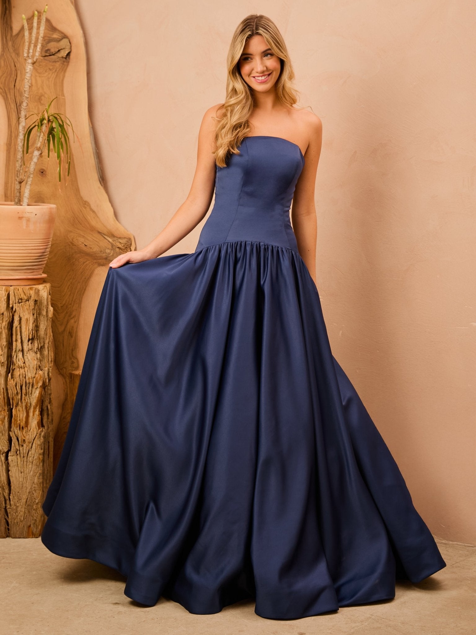 CLARA NAVY
