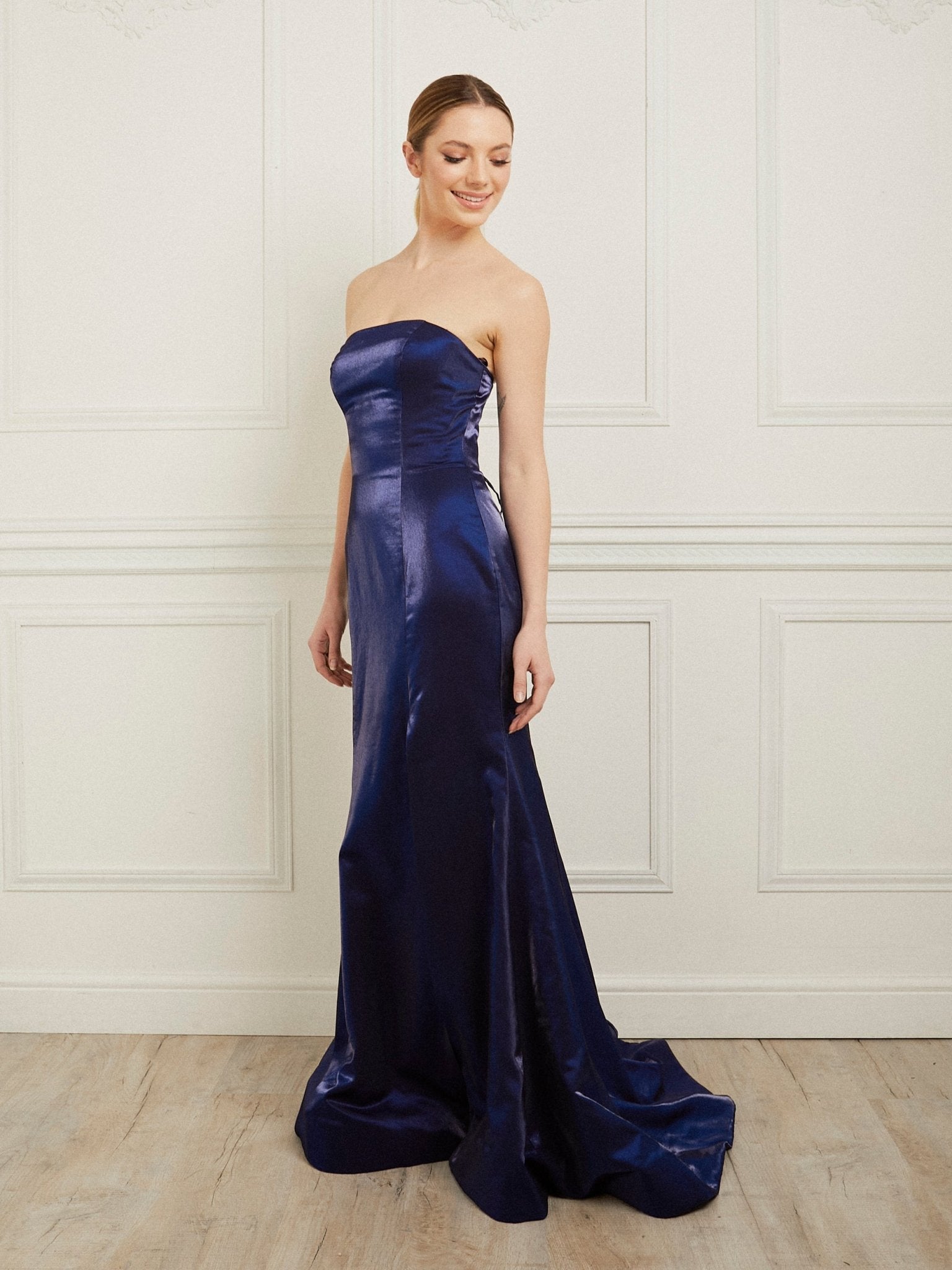 Claudia - Dress 2 Party
