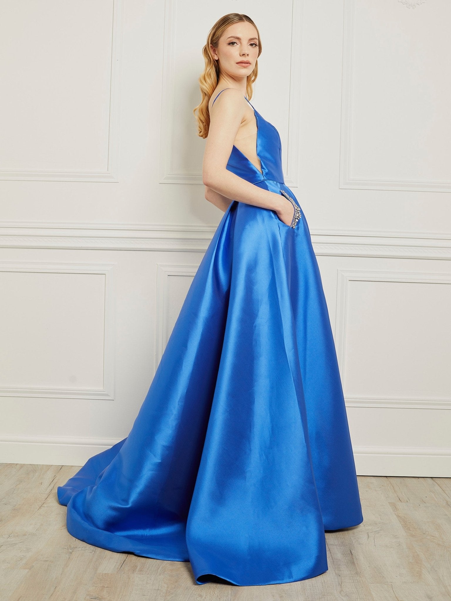 Grace M - Royal - Dress 2 Party