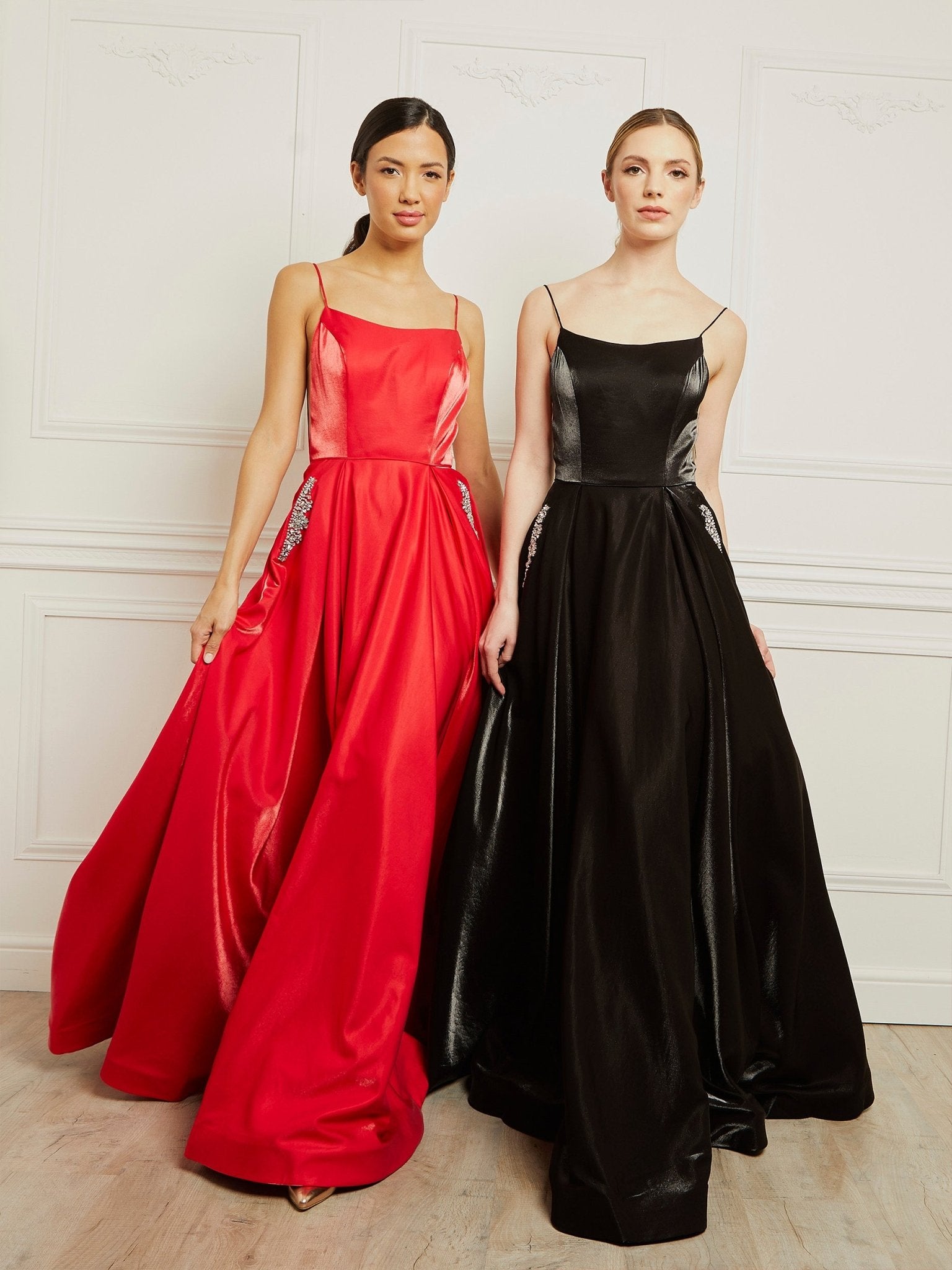 Grace W - Red - Dress 2 Party