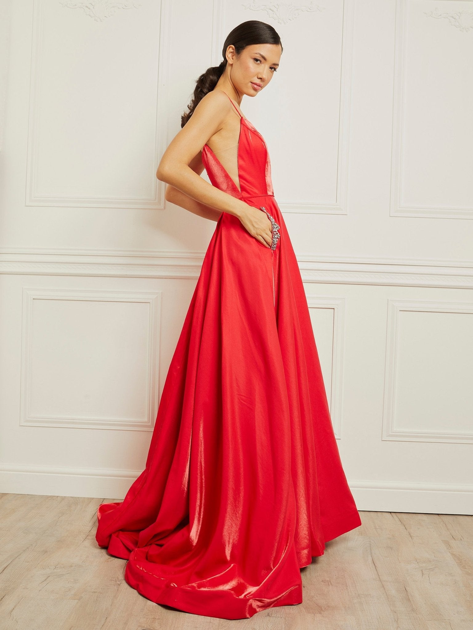 Grace W - Red - Dress 2 Party