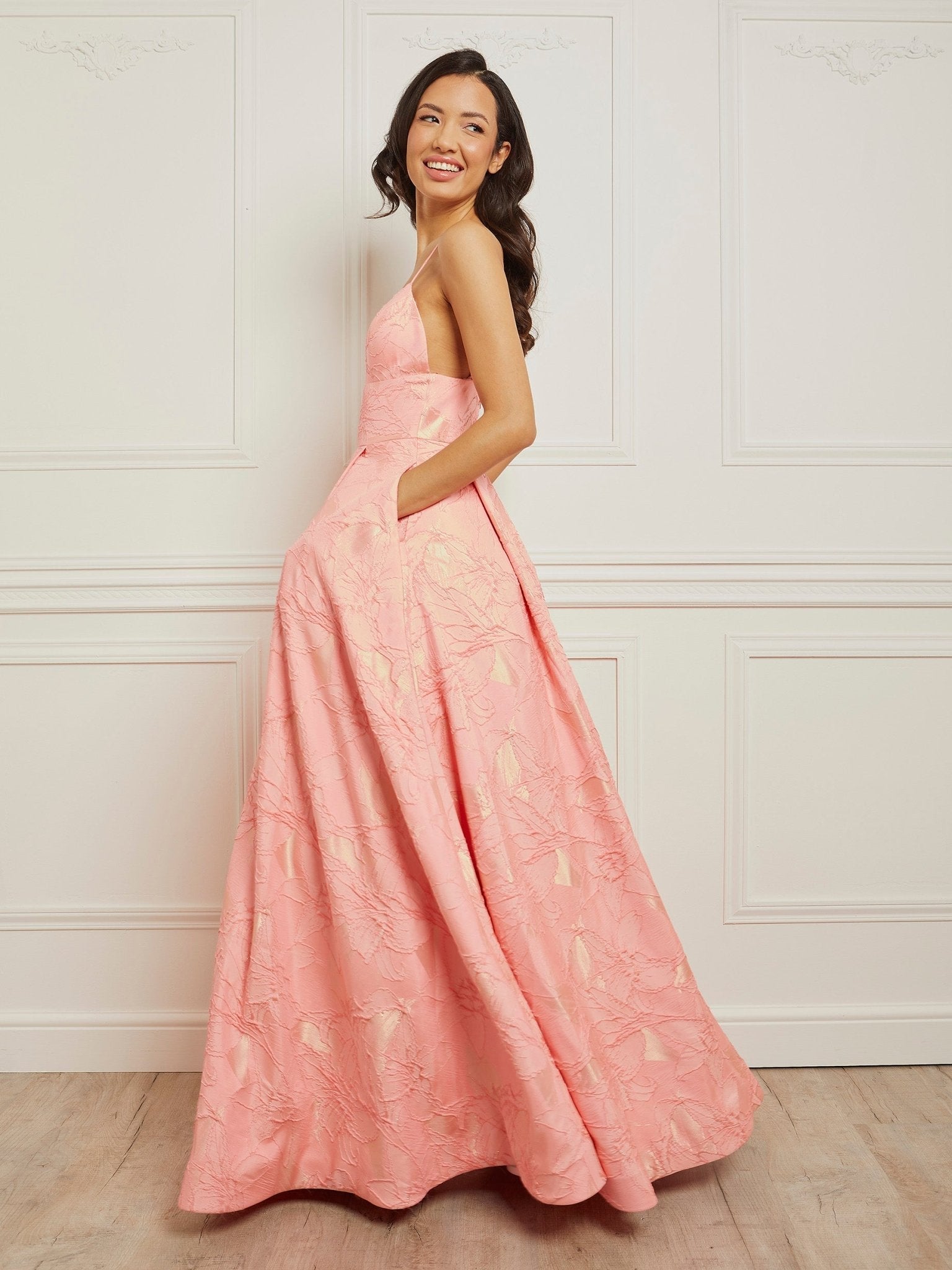 Iris J - Dress 2 Party