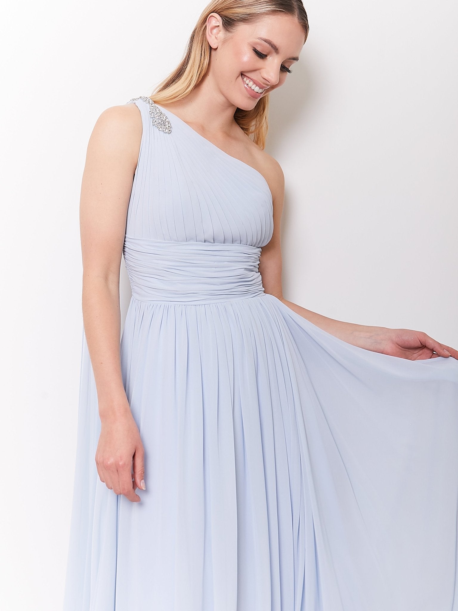 Isadore B - Dress 2 Party
