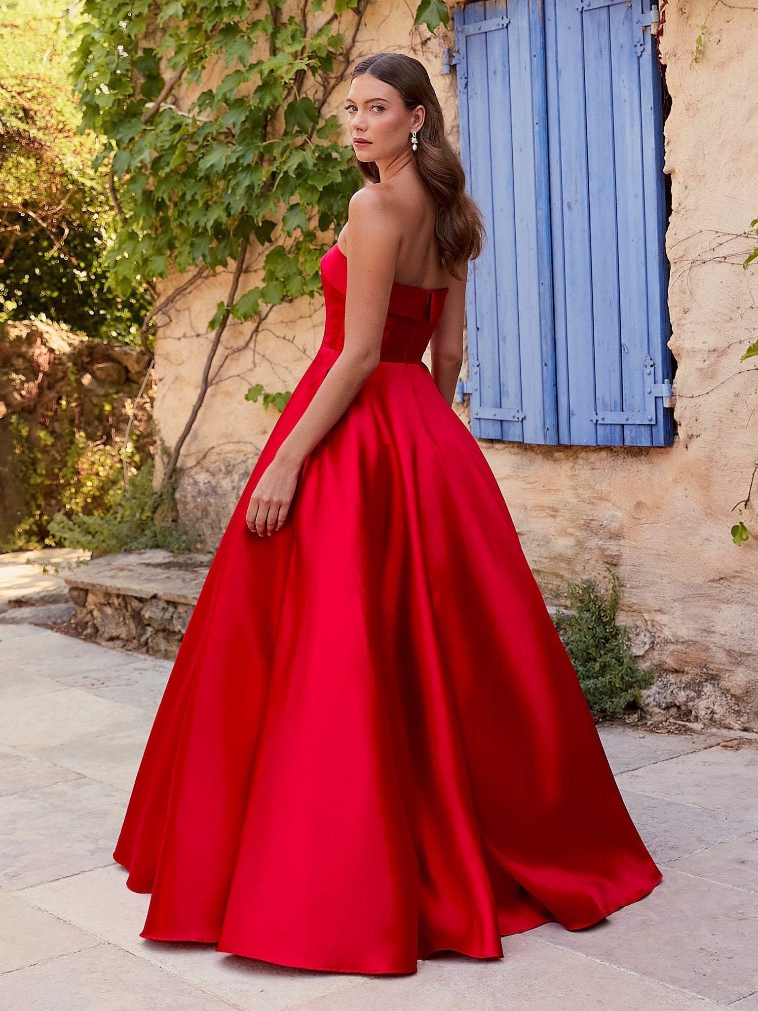 MICHAELA - RUBY