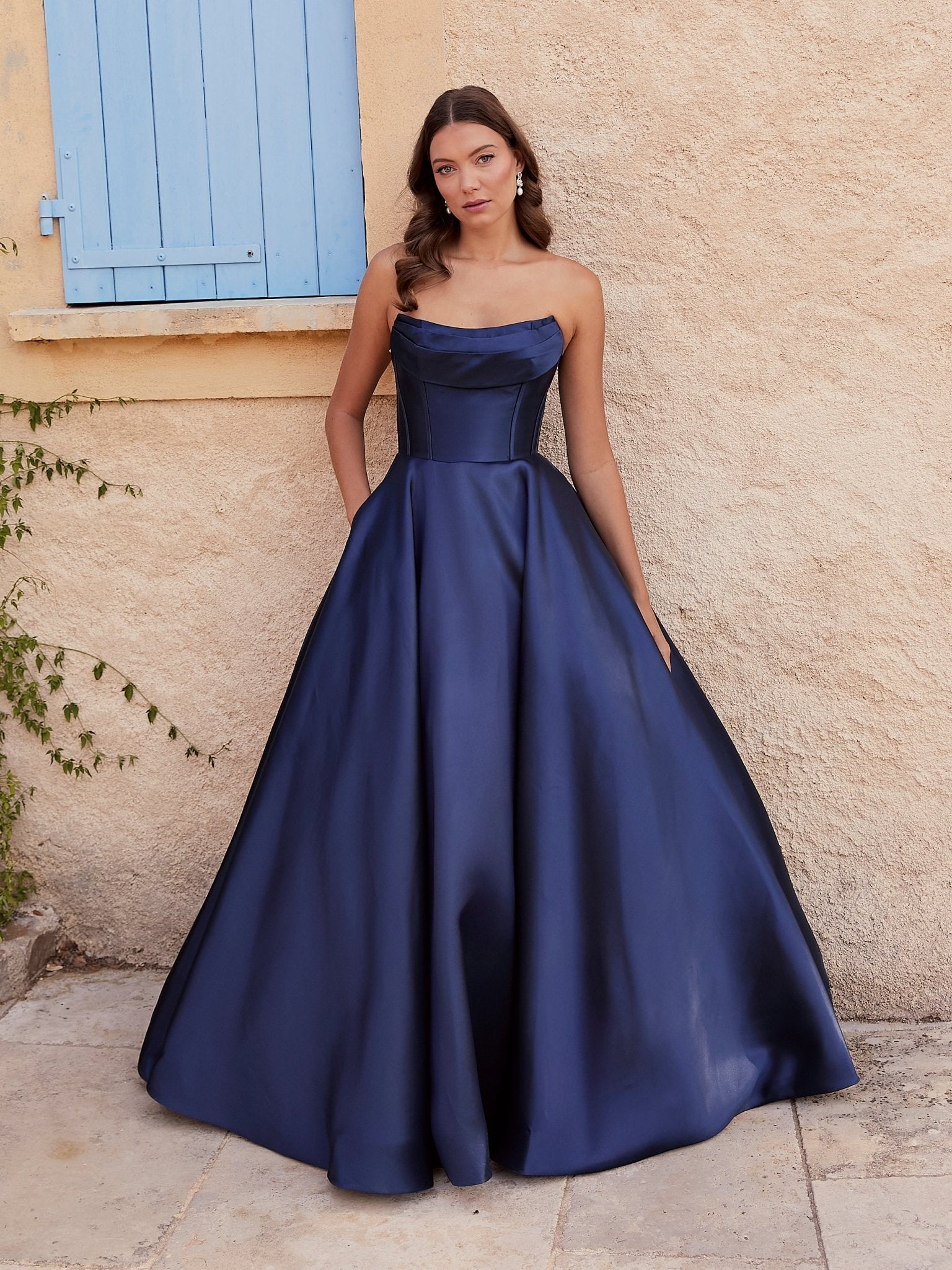 TIFFANY NAVY